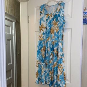 Women's round neck, floral Blue and Gold, Women's Dress Short sleeves